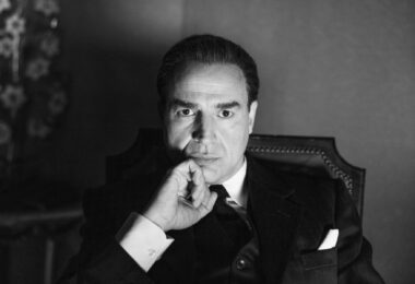 Alberto San Juan encarna al diseñador Cristóbal Balenciaga en la serie exclusiva de Star+
